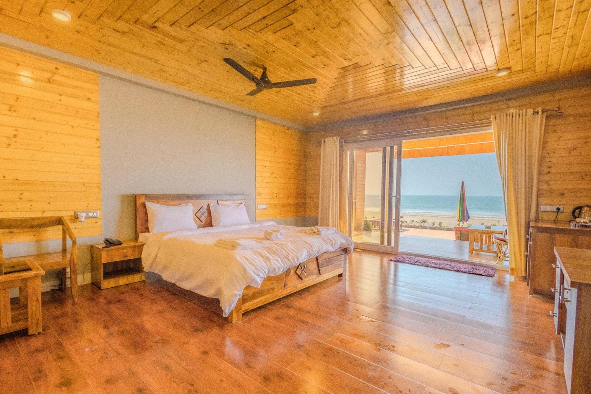 The O2H Agonda Beach Resort Kültér fotó
